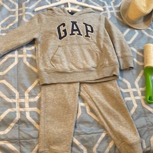 Gap baby outfit